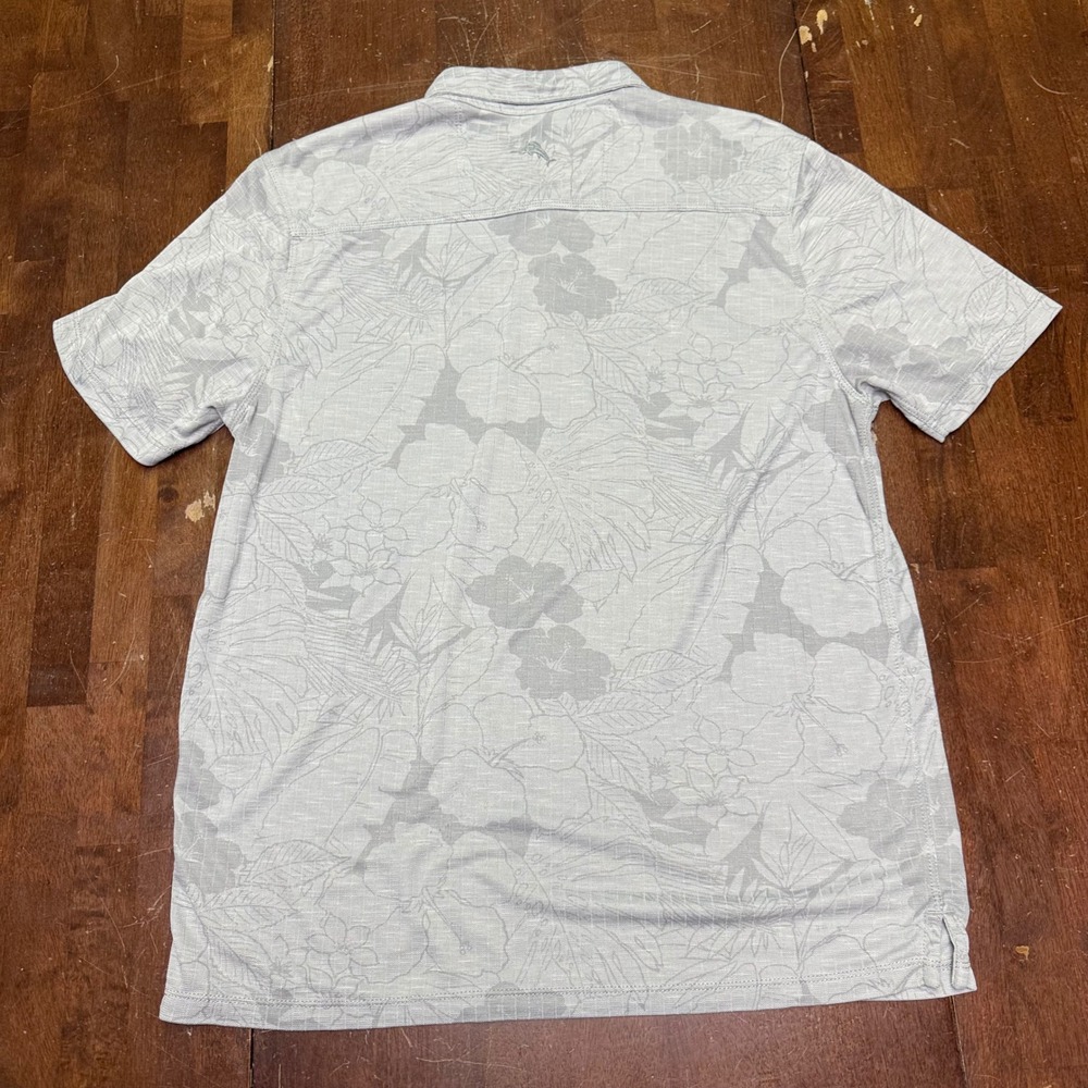Tommy Bahama Colorado Buffaloes Polo Shirt Mens M Gray Floral Tencel Blend NCAA - Picture 7 of 8